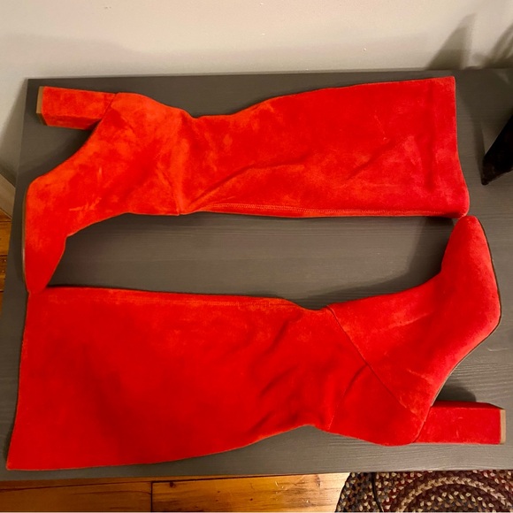 Banana Republic Tall Suede Slouchy Boot Hot Red Heeled Shoes Women's 8.5 US - Picture 3 of 10